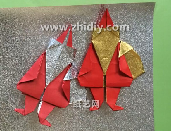 简单的圣诞老人折法教程手把手教你学习如何制作出折纸圣诞老人