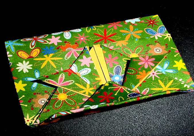 日式风格折纸卡包的手工折纸视频教程