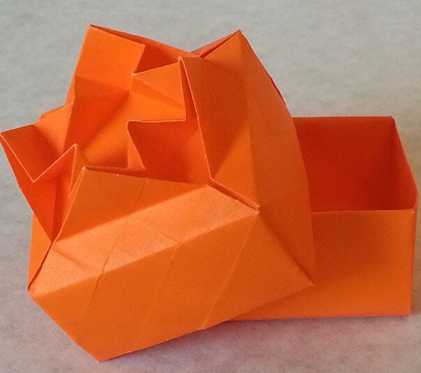 简约折纸花折纸礼盒的手工折纸视频教程