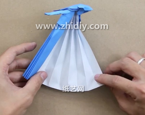 折纸新娘手工折纸制作教程