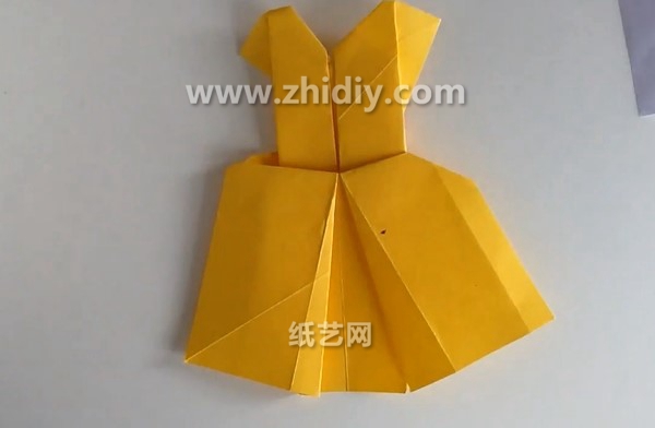 儿童手工折纸连衣裙的折法教程手把手教你学习如何制作折纸裙子