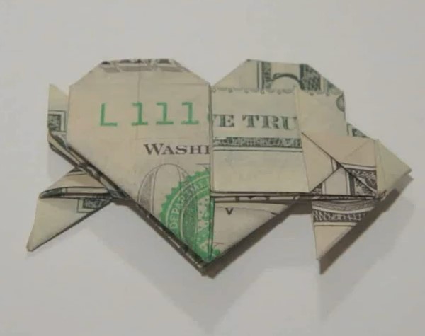 情人节美元折纸一箭穿心