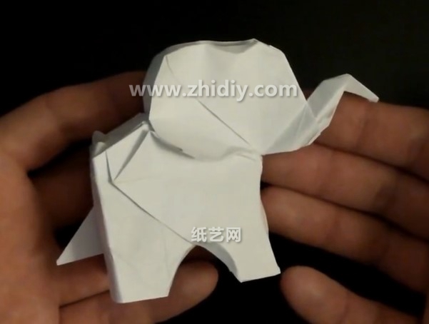 手工折纸大全教你学习如何用立体折纸的方式制作折纸大象