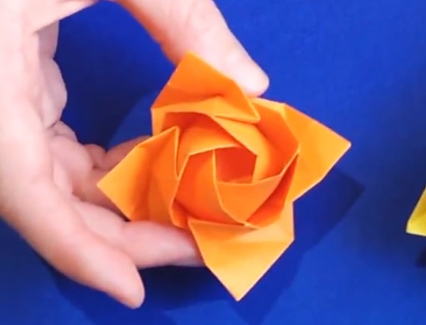 福山玫瑰超详细手工折纸视频教程