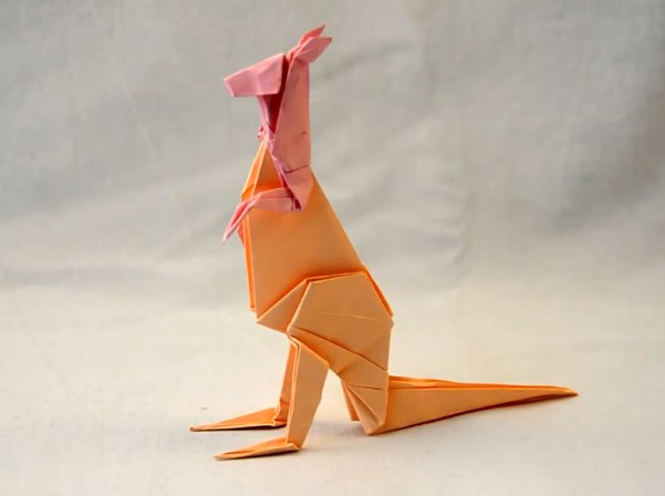 折纸大全—折纸袋鼠的折法手工制作教程
