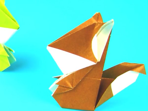 折纸小松鼠手工折纸视频教程