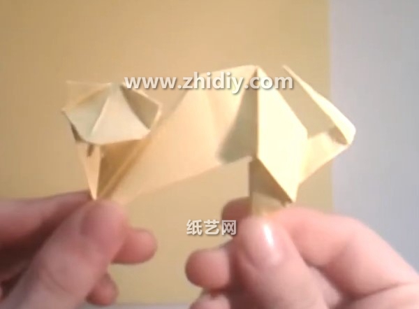 简单的手工折纸猫折法教程教你学习如何制作折纸猫