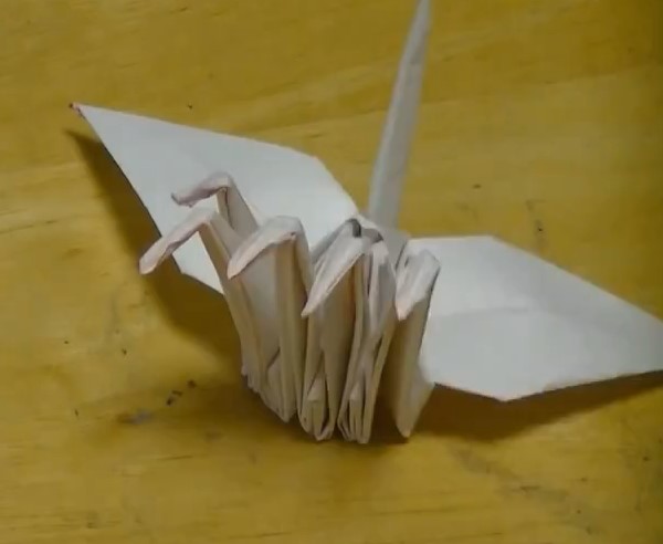 五头折纸千纸鹤的折纸视频教程