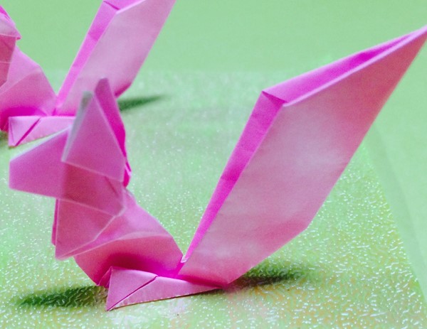 简单可爱手工折纸松鼠的折纸视频教程