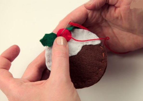 不织布圣诞节手工小装饰的制作图解教程
