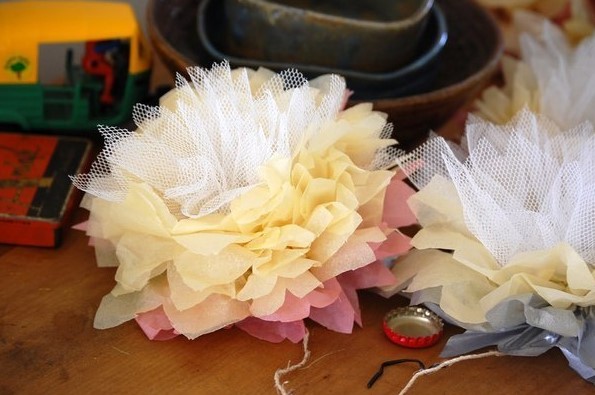棉纸和纱网制作出精美的手工纸艺花教程