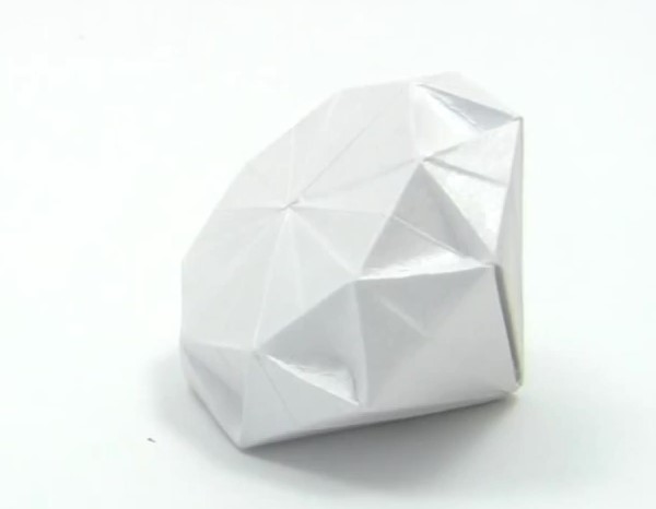 立体折纸钻石的折纸视频教程