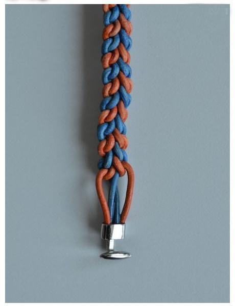 手绳编织制作两股编织绳编织双色宽型时尚手绳图解编织教程
