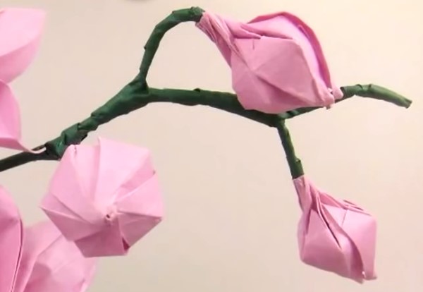 折纸花苞的手工折纸视频教程