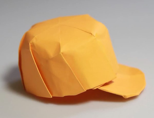折纸太阳帽的简单立体折纸制作教程