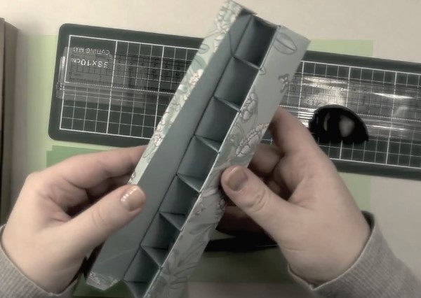 手工折纸小药盒收纳盒的折纸视频教程