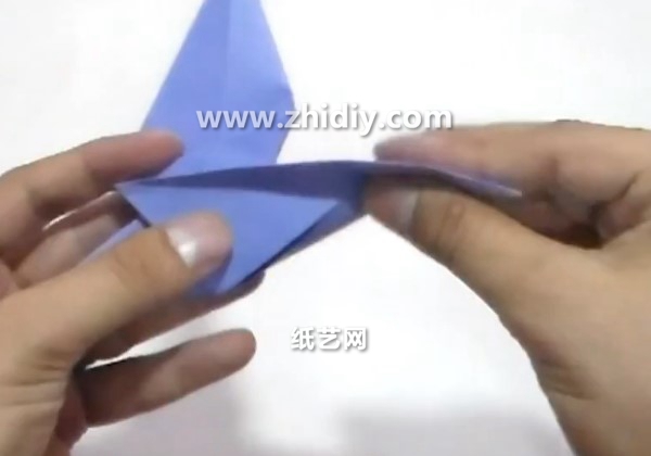 立体折纸蜂鸟的最新折纸制作教程