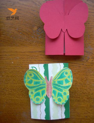 立体蝴蝶的情人节卡片制作教程