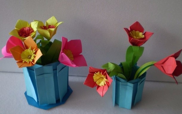 折纸花和折纸花盆的简单折纸教程