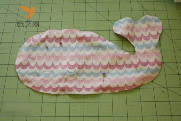 布艺教程可爱温柔的布艺鲸鱼软枕DIY制作教程