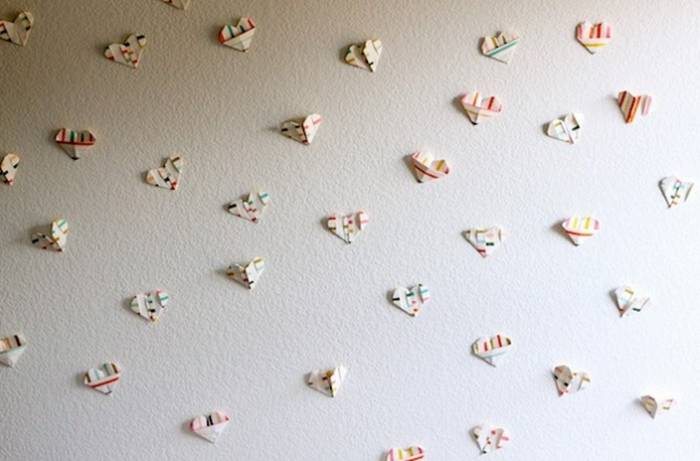 简单折纸心装饰墙的折纸方法教程