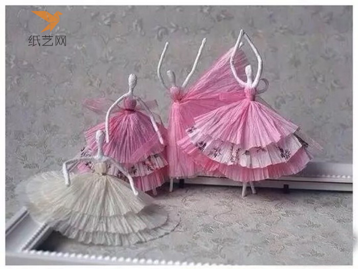 纸艺教程用铁丝和纸巾做成的跳舞女孩的纸艺制作教程