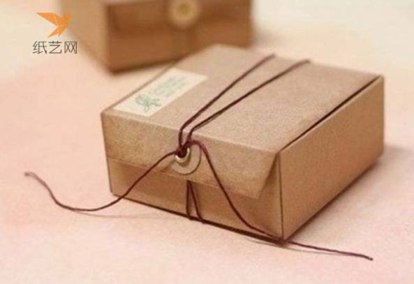 纸艺教程教你如何用纸板做出精巧的礼物盒纸艺制作教程