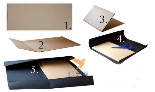 把纸板折叠到合适的大小和厚度之后，用黑色的纸张将纸板包好