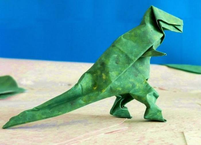 恐龙折纸之霸王龙折纸制作教程