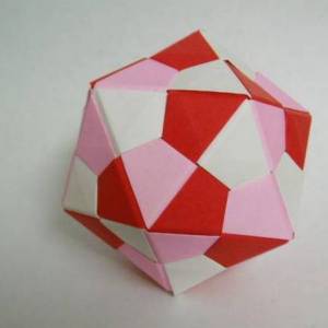 漂亮的多面体折纸纸球花制作教程
