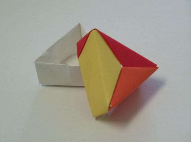 手工制作三角形折纸盒子礼物包装盒制作教程