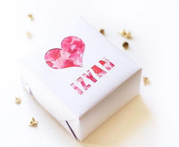 简单漂亮的纸雕情人节礼物包装制作教程