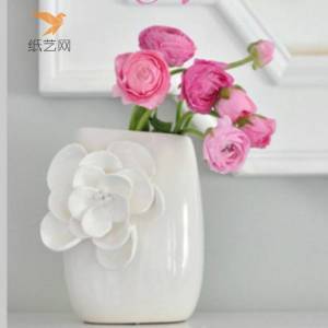 陶艺教程花瓶上的装饰软陶泥白兰花