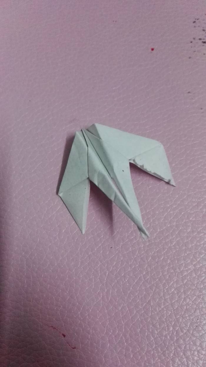 超帅气的纸飞机教程