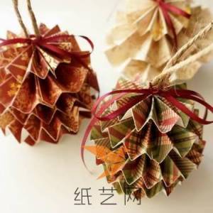 可爱的折纸松果圣诞节挂饰制作教程