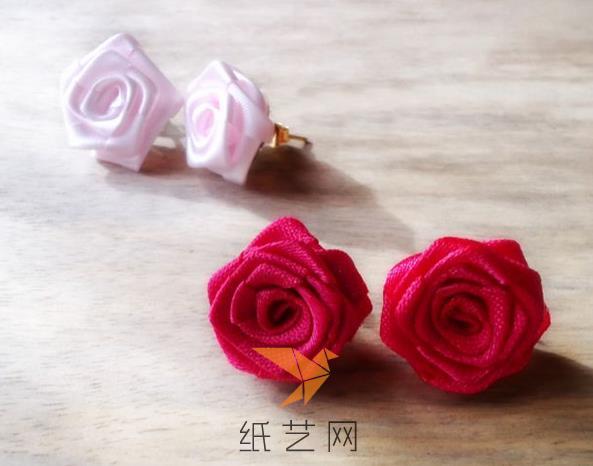 漂亮的丝带花玫瑰耳钉制作教程
