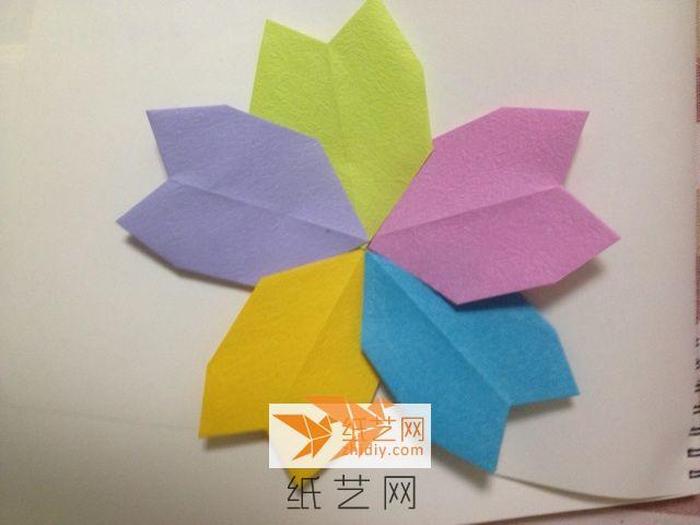 亲子手工折纸五彩樱花图解教程