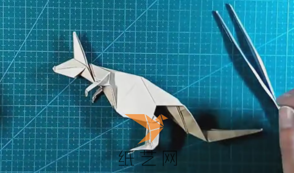 折纸袋鼠视频教程