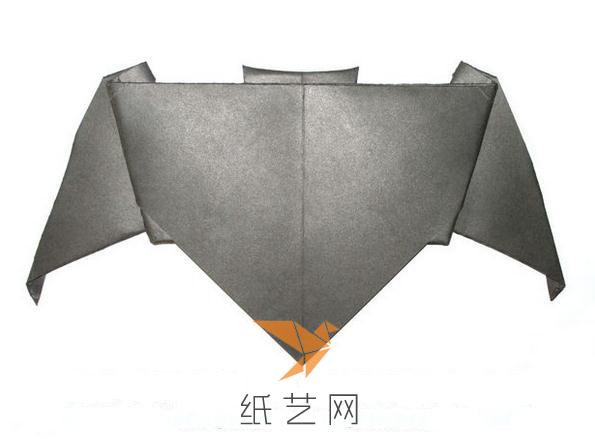 超酷的手工折纸蝙蝠侠标志教程