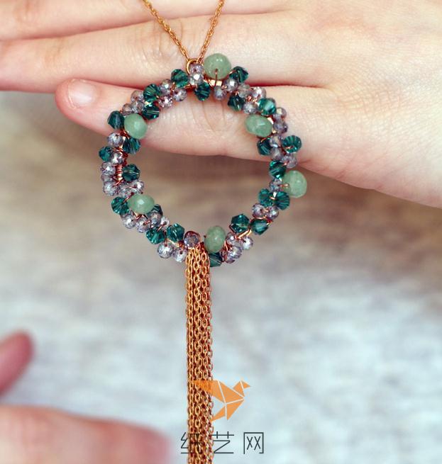 漂亮的串珠编织项链教程
