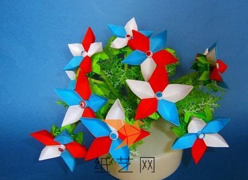 漂亮的折纸花朵装饰制作教程