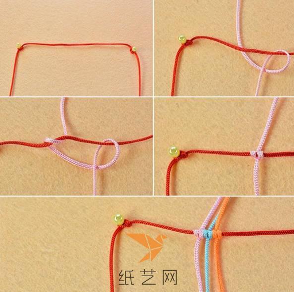 先来进行起头的编织，除了中间的红色绳子之外，再来编织三种颜色的绳子