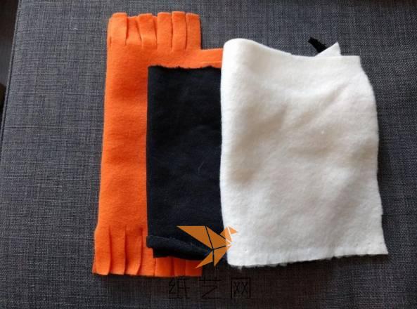准备好橘色、白色和黑色的不织布