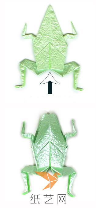 折叠完成之后，从下面的开口位置吹气，这样折纸青蛙就可以鼓起来成为一个立体的折纸小青蛙啦，是不是很有趣呢？