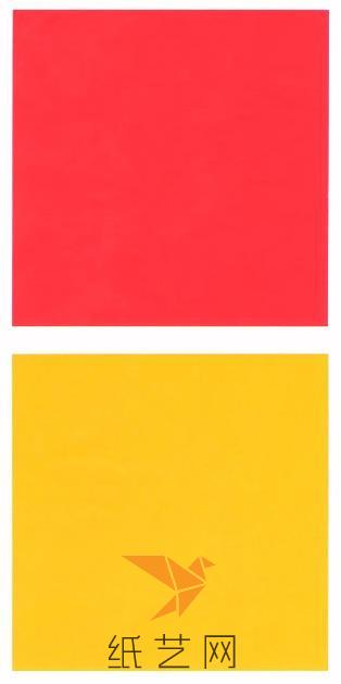 我们这里制作折纸公鸡使用的纸张是一面是红色一面是黄色的正方形纸张