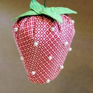 可爱的草莓沙包布艺房间装饰制作教程
