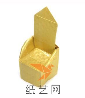 这种折纸王座还是用金色的纸张来制作更漂亮。