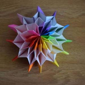 七彩折纸烟花的制作