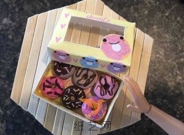 把这些甜甜圈放到小盒子里面是不是超级精致！