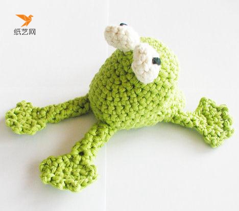 钩针编织的可爱立体小青蛙